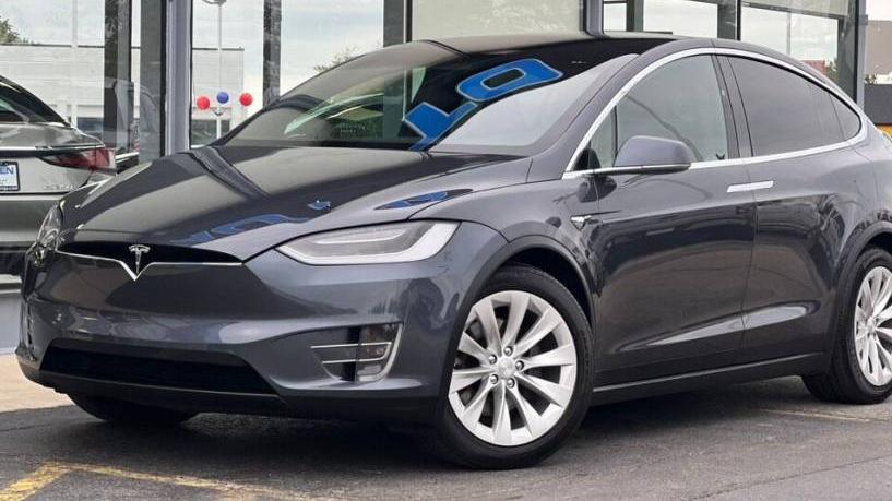 TESLA MODEL X 2018 5YJXCDE22JF121591 image